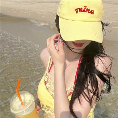 闺蜜的危险游戏 在线观看封面