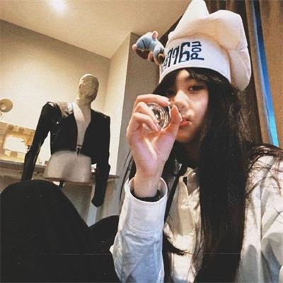金爪女郎 在线观看封面