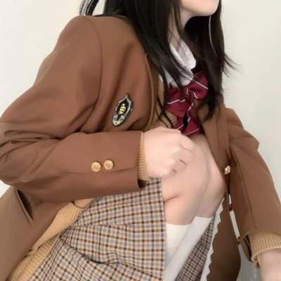 不是艺术家 在线观看封面